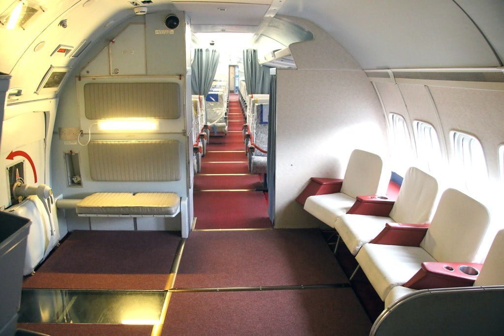 airlines 1st class