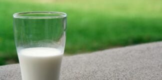 असली नकली दूध की पहचान कैसे करें ?